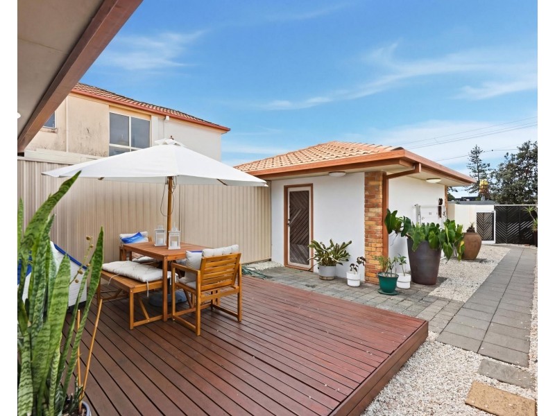 2/12 Maud Street, Tugun QLD 4224