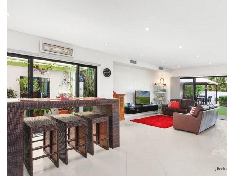 3 Cormack Place, Currumbin Waters QLD 4223