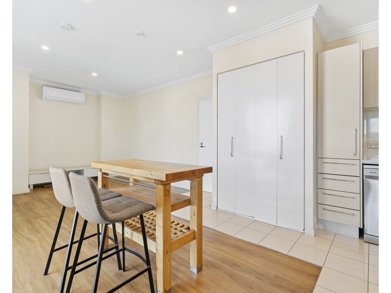 2211/10 Fifth Avenue, Palm Beach QLD 4221