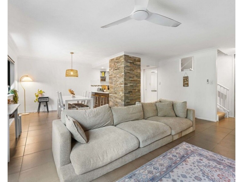 6/9 Domain Road, Currumbin QLD 4223