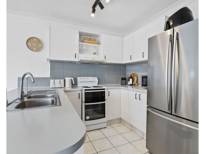 2/4 Clancy Court, Tugun QLD 4224