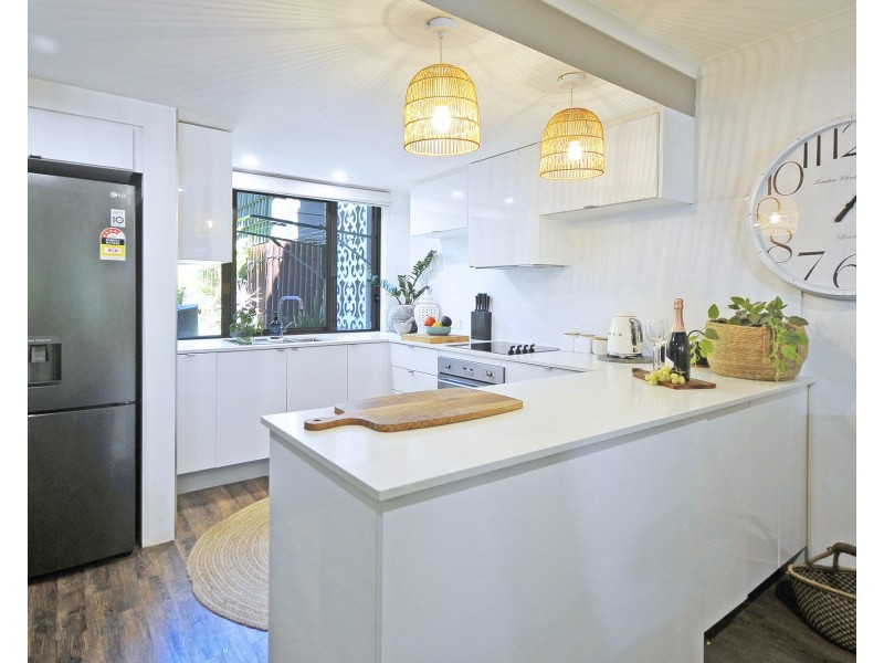 3/69 Mitchell Avenue, Currumbin QLD 4223