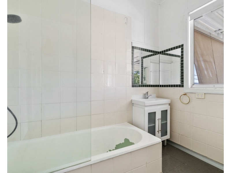 1056 & 1058 Gold Coast Highway, Palm Beach QLD 4221