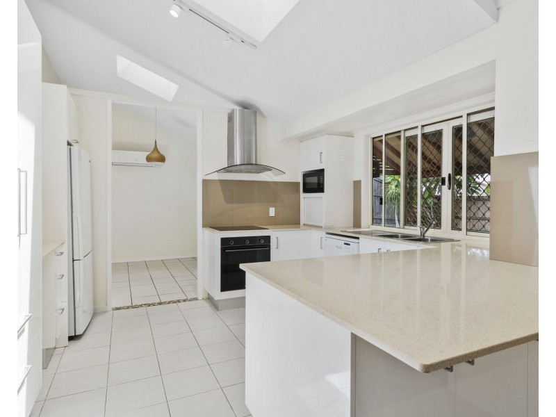 3 Beaumont Court, Currumbin Waters QLD 4223