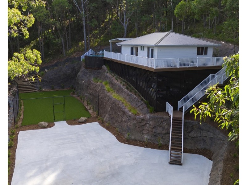 206 Tierney Drive, Currumbin Waters QLD 4223