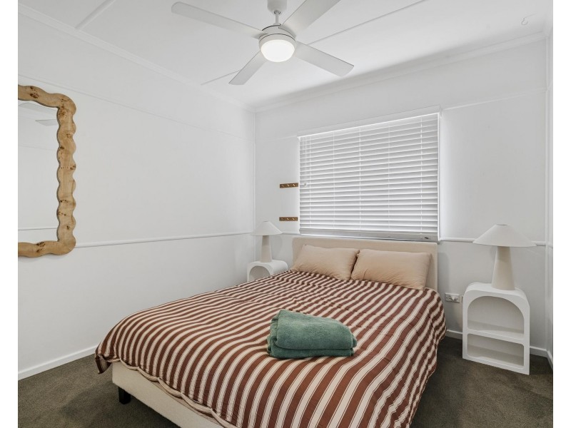 103 Sunshine Parade, Miami QLD 4220