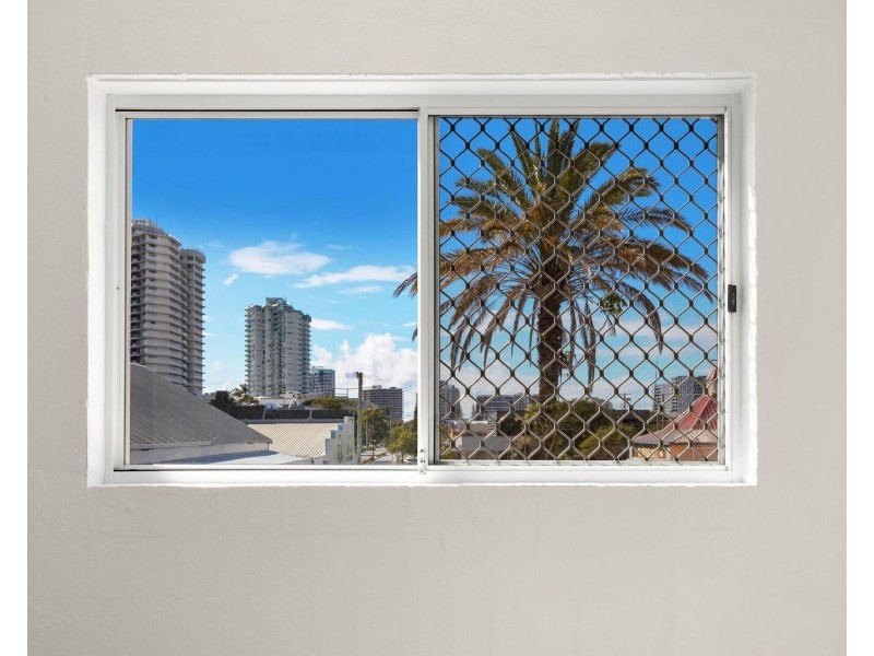 2/18-20 Garrick Street, Coolangatta QLD 4225