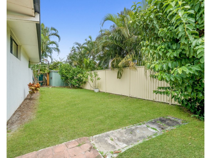 2/16 Doggett Drive, Miami QLD 4220