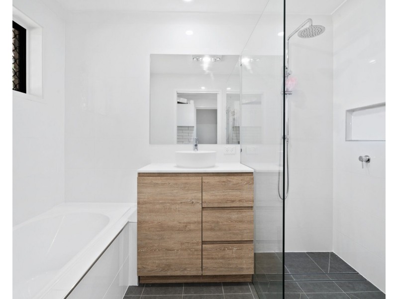 43A Clives Circuit, Currumbin Waters QLD 4223