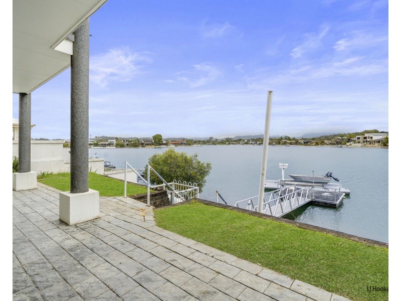 86 Melaleuca Drive, Palm Beach QLD 4221