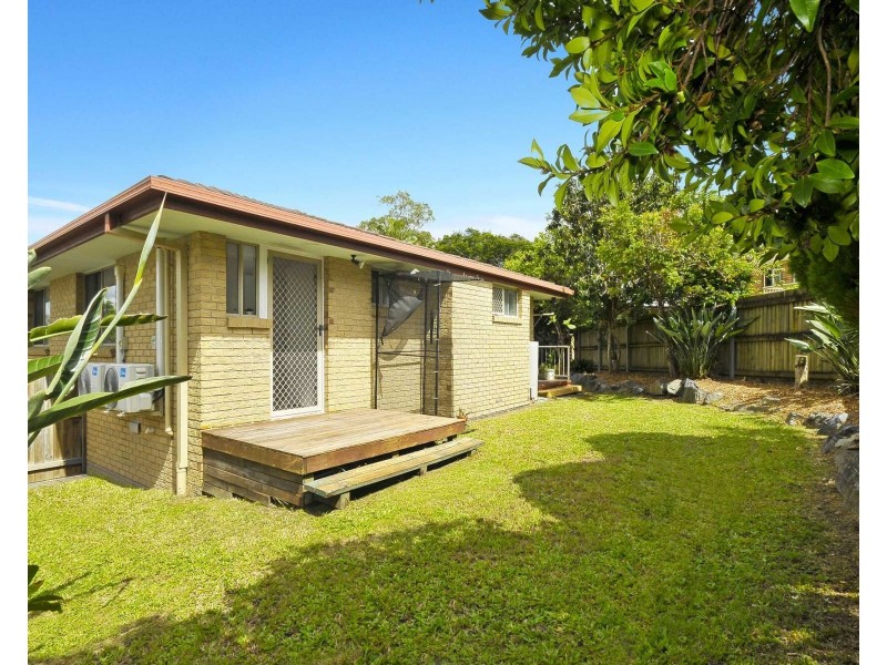 22 Kalmia Court, Elanora QLD 4221