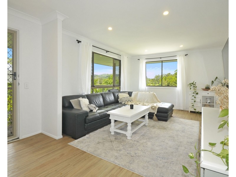 22 Kalmia Court, Elanora QLD 4221