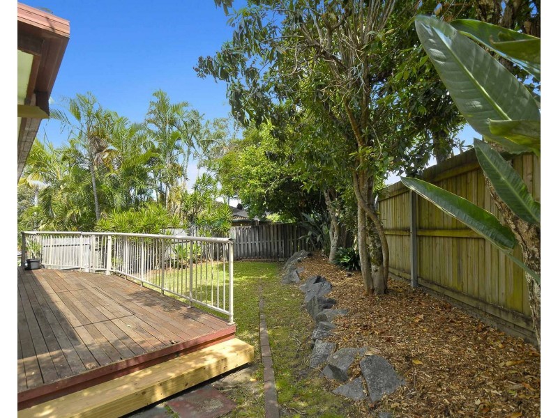22 Kalmia Court, Elanora QLD 4221