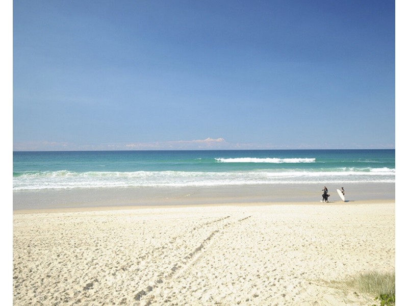 2/28 First Avenue, Palm Beach QLD 4221