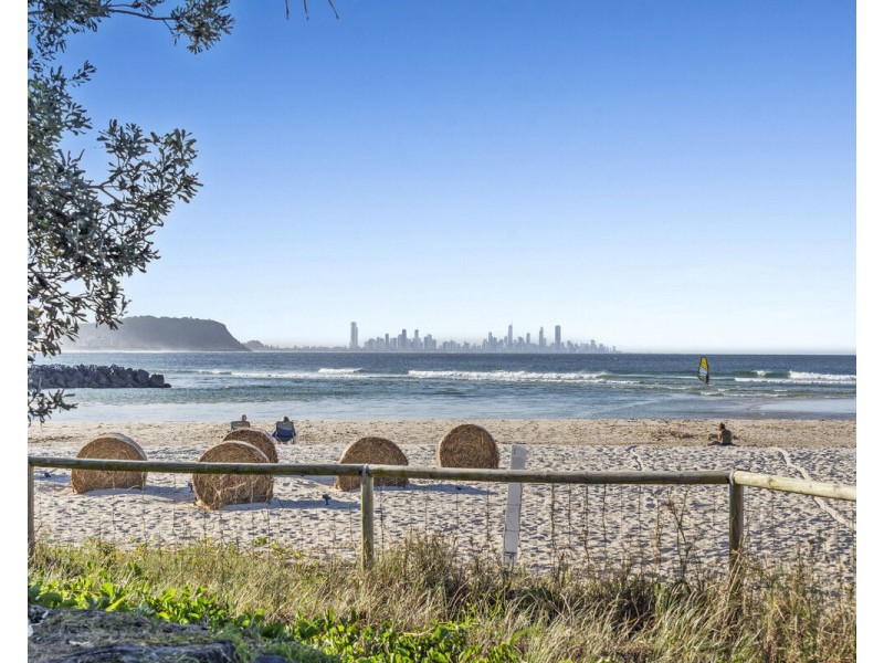 2/28 First Avenue, Palm Beach QLD 4221