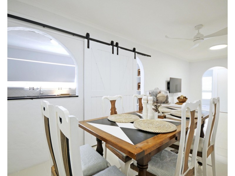 1/69 Golden Four Drive, Bilinga QLD 4225