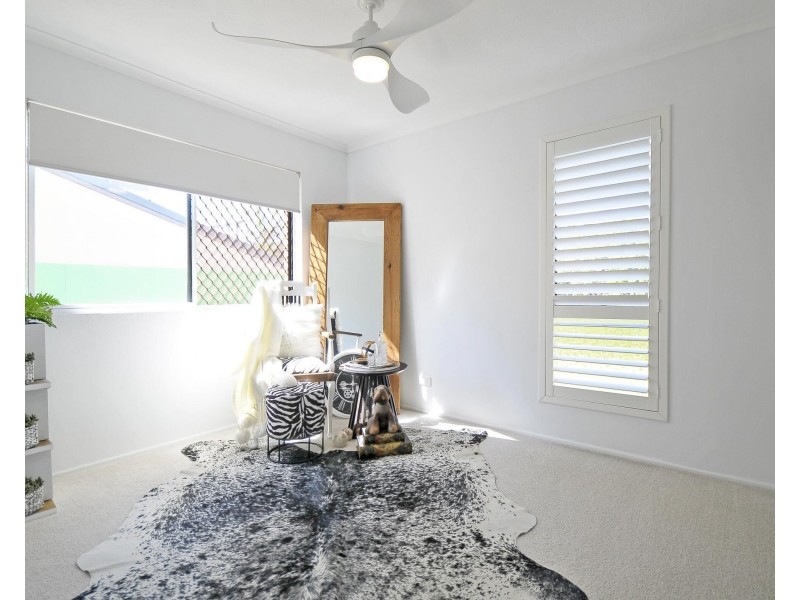 1/69 Golden Four Drive, Bilinga QLD 4225