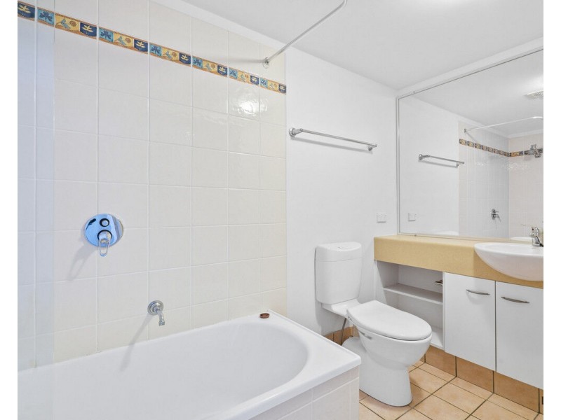 10/1040 Gold Coast Highway, Palm Beach QLD 4221