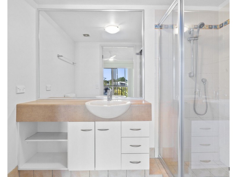 10/1040 Gold Coast Highway, Palm Beach QLD 4221