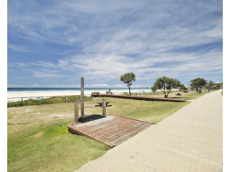 10/1040 Gold Coast Highway, Palm Beach QLD 4221