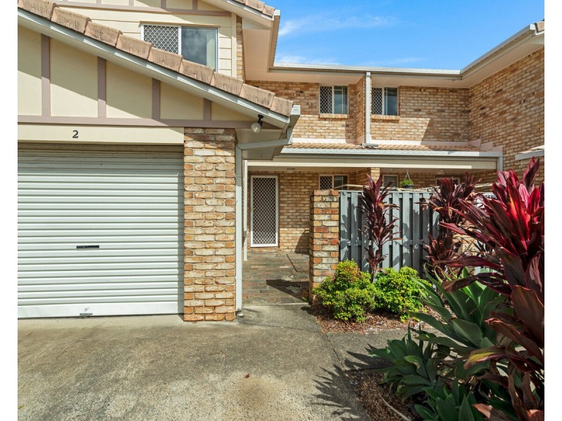 2/9-15 Harrier Drive, Burleigh Waters QLD 4220