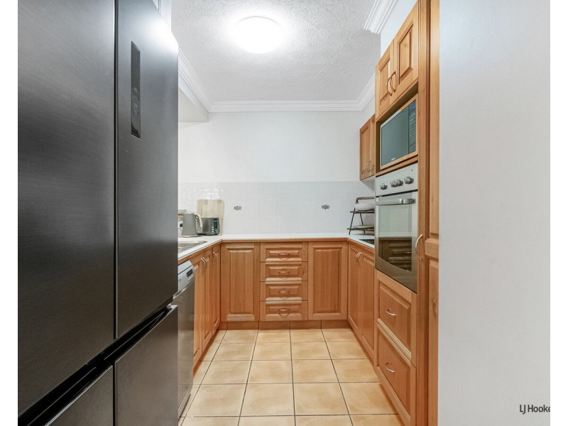 2/29-31A Dixon Street, Coolangatta QLD 4225