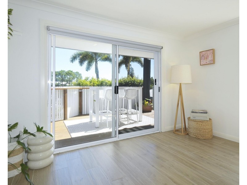 171 K P McGrath Drive, Elanora QLD 4221