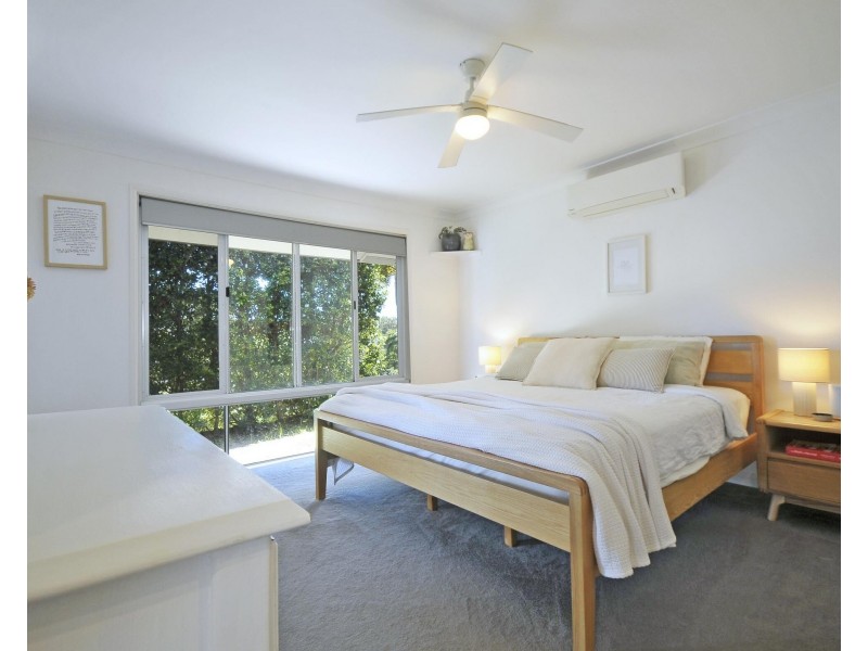 171 K P McGrath Drive, Elanora QLD 4221