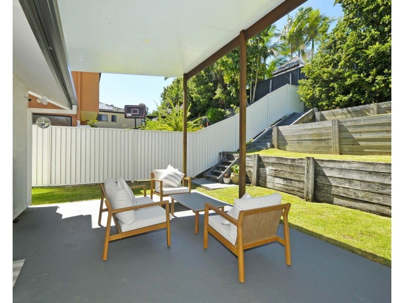 171 K P McGrath Drive, Elanora QLD 4221