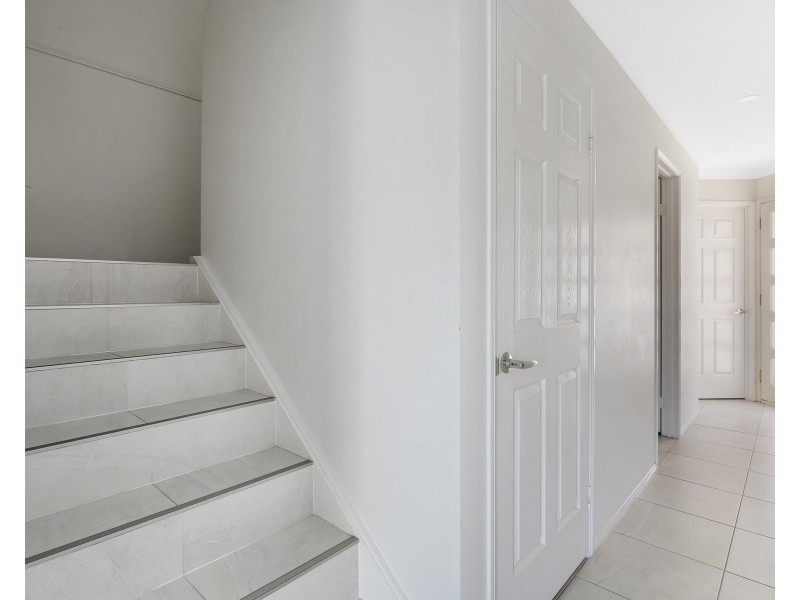 13/503 Pine Ridge Road, Biggera Waters QLD 4216