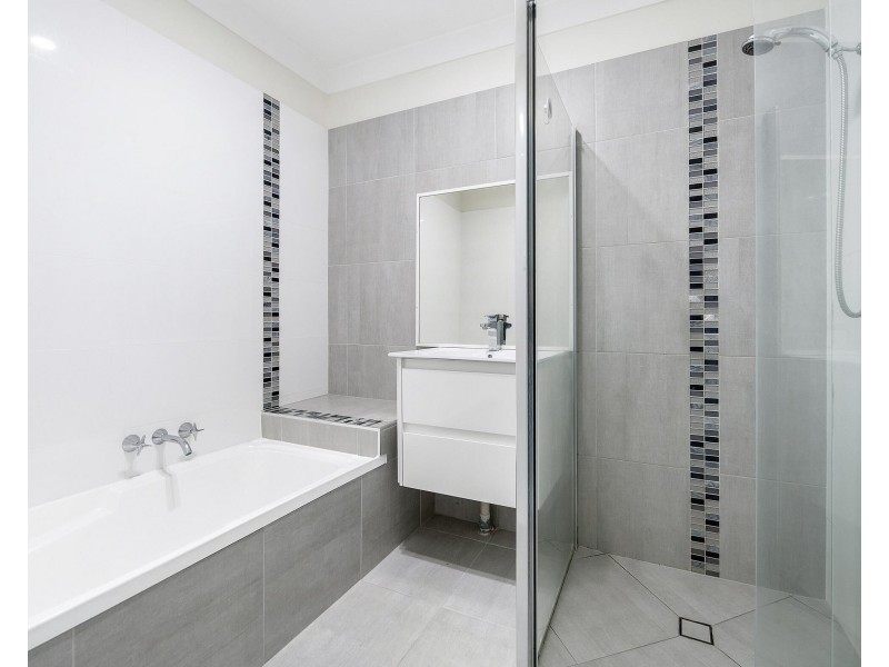 13/503 Pine Ridge Road, Biggera Waters QLD 4216