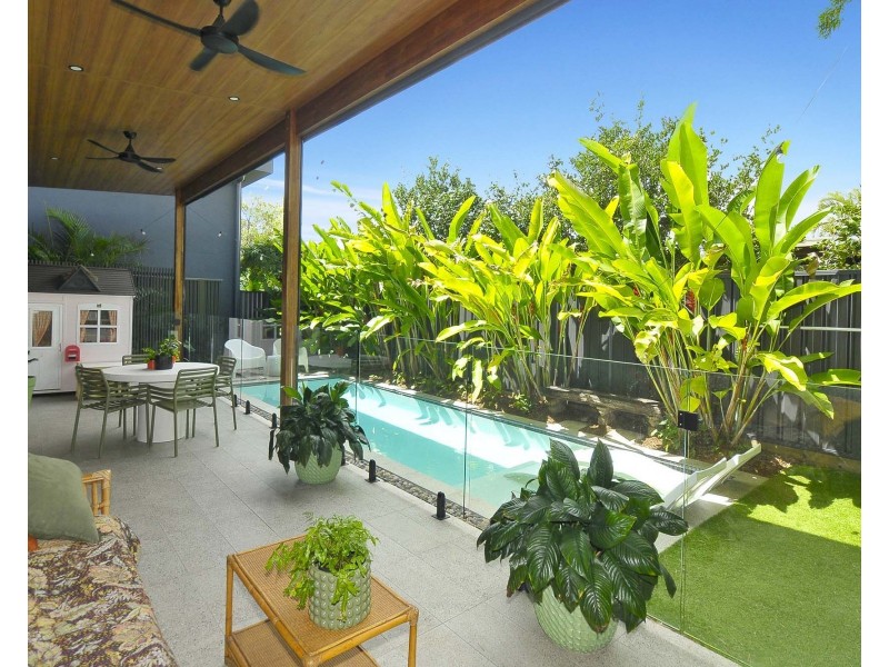 14 Morotai Avenue, Palm Beach QLD 4221