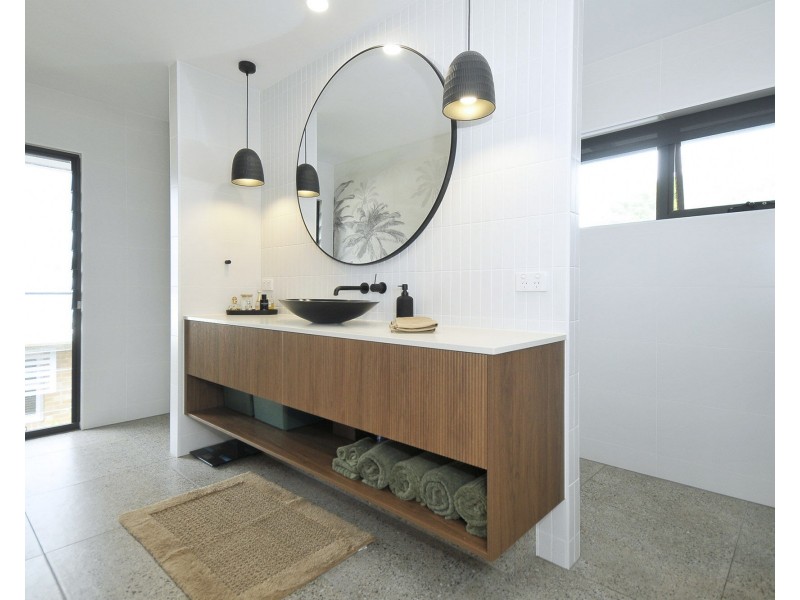 14 Morotai Avenue, Palm Beach QLD 4221