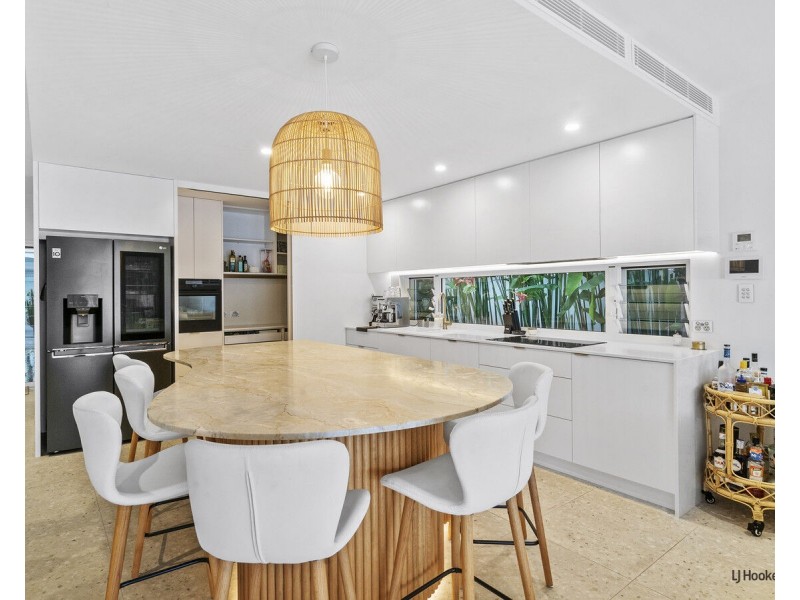 2/43 Murlong Crescent, Palm Beach QLD 4221