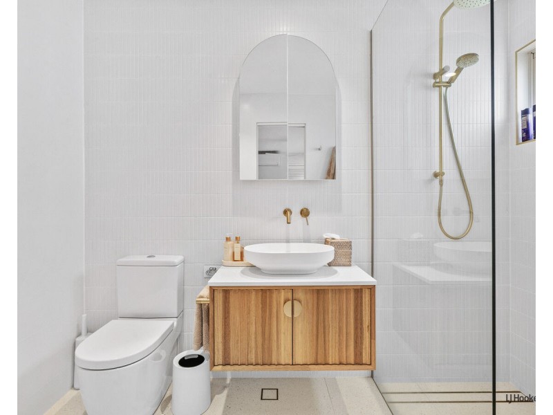 2/43 Murlong Crescent, Palm Beach QLD 4221