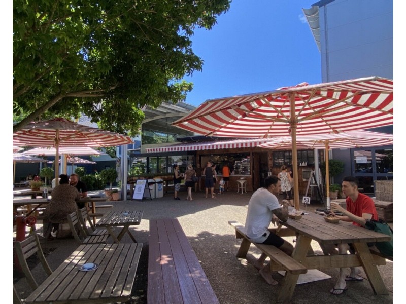 2/43 Murlong Crescent, Palm Beach QLD 4221