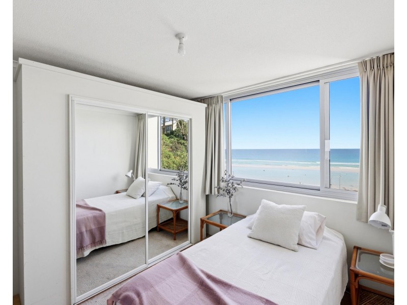 22/22 Marine Parade, Coolangatta QLD 4225