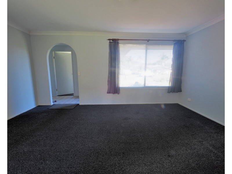 10 Balsa Street, Elanora QLD 4221