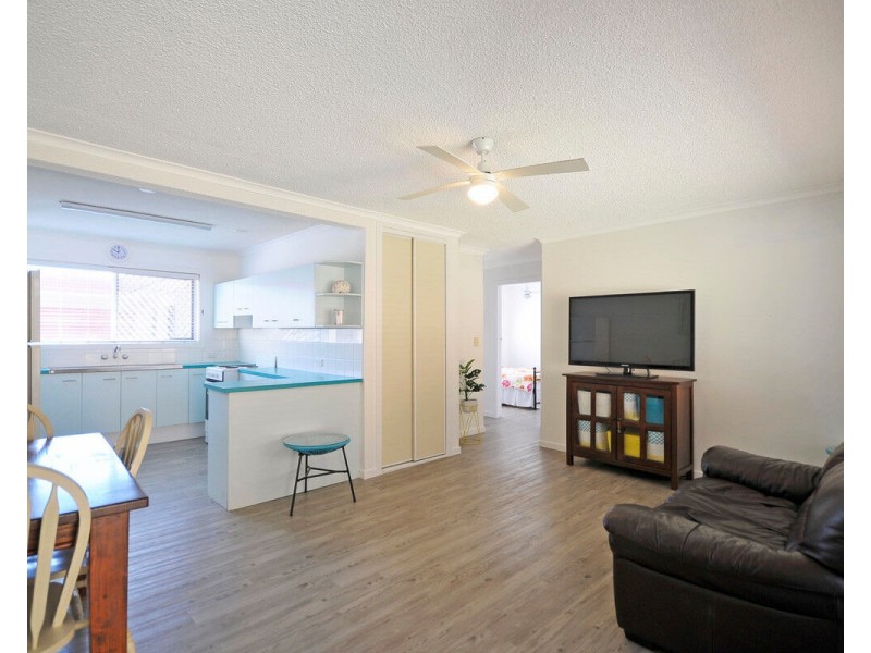 2/9 Atkin Street, Tugun QLD 4224