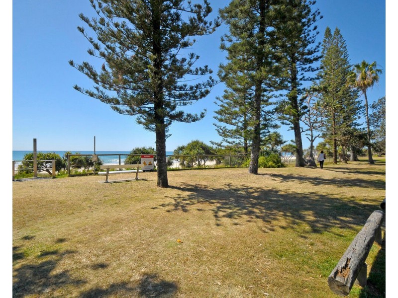 2/9 Atkin Street, Tugun QLD 4224