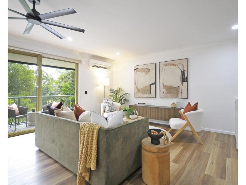 42/15 Simpsons Road, Elanora QLD 4221