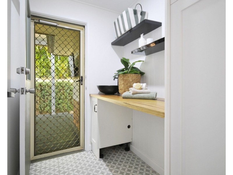 42/15 Simpsons Road, Elanora QLD 4221