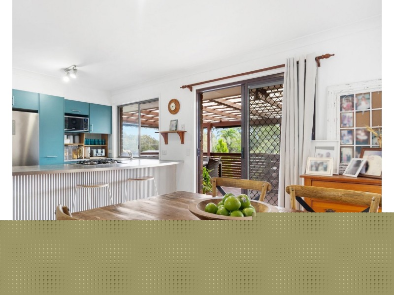 14 Kalmia Court, Elanora QLD 4221