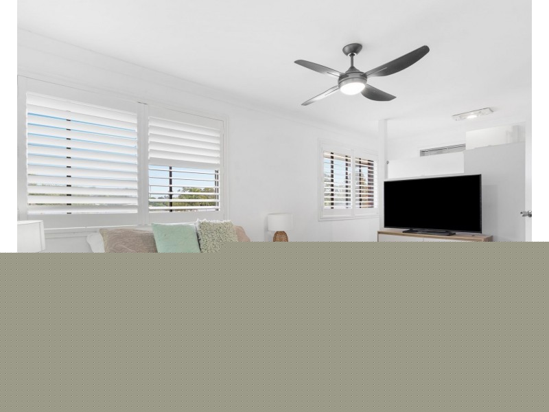 14 Kalmia Court, Elanora QLD 4221