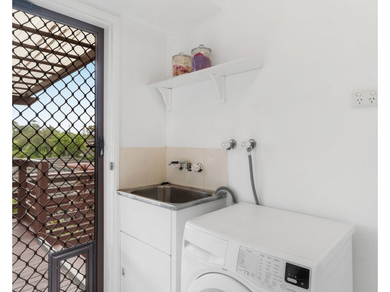 14 Kalmia Court, Elanora QLD 4221