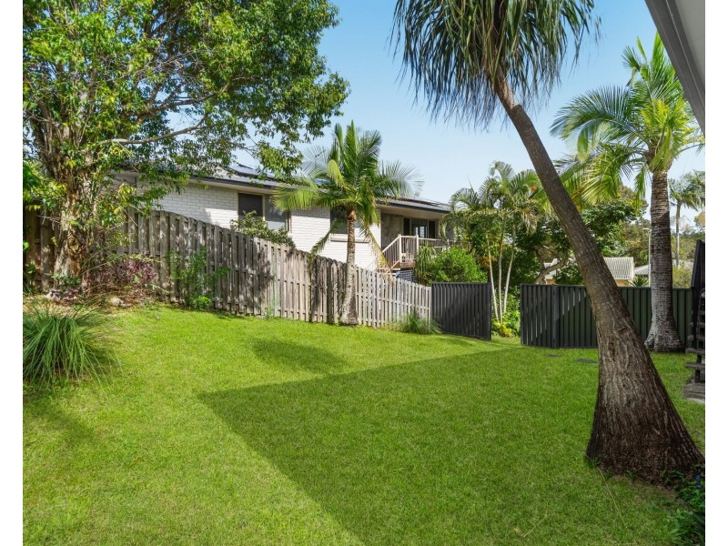 14 Kalmia Court, Elanora QLD 4221