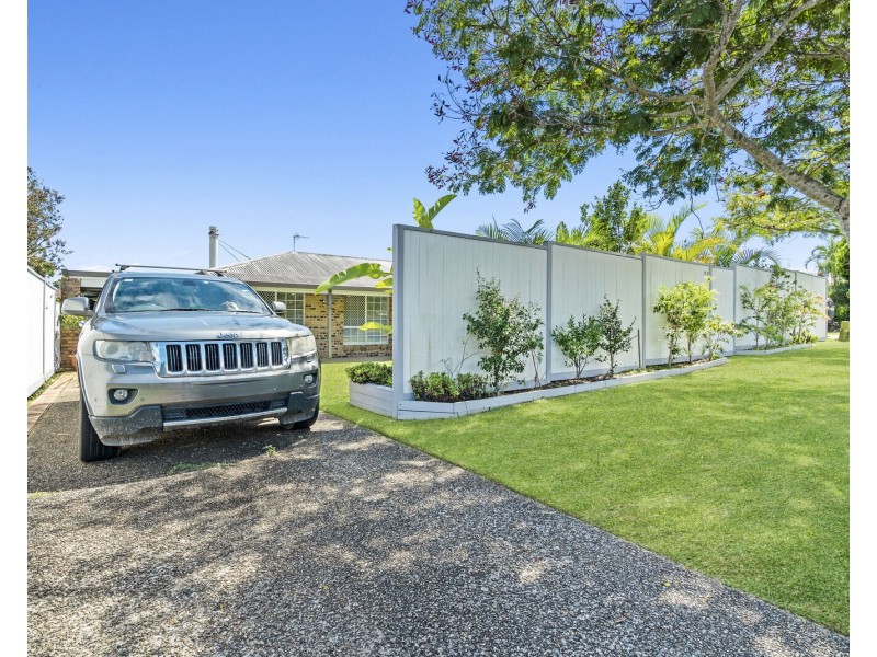 98 Clives Circuit, Currumbin Waters QLD 4223