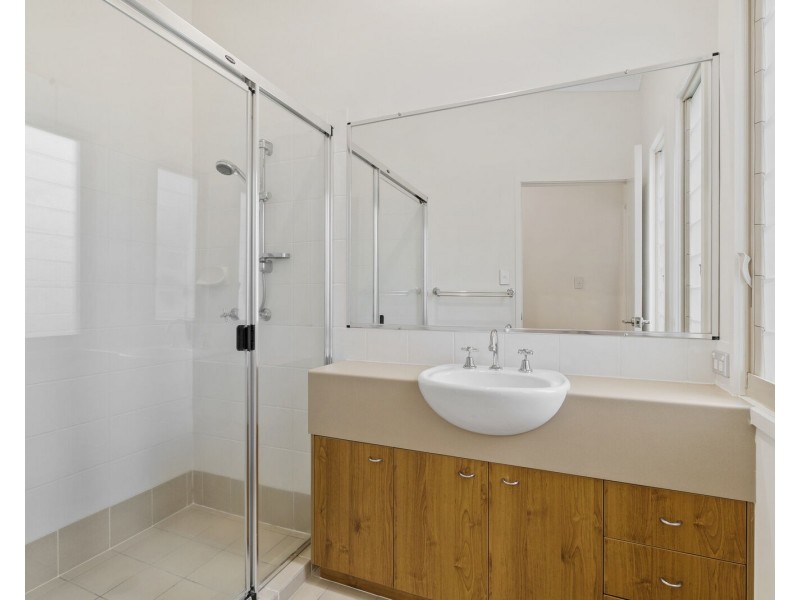 2/58 Laguna Avenue, Palm Beach QLD 4221