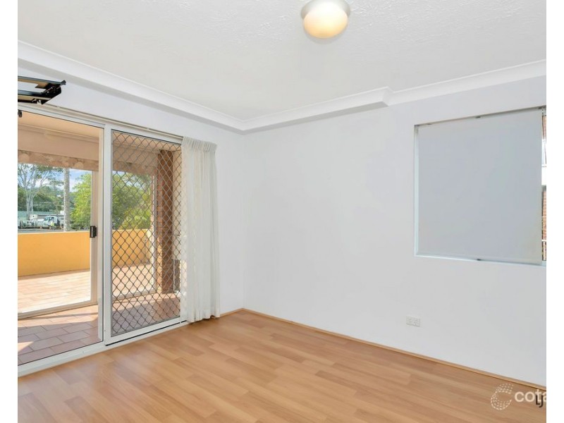 2/86 Sarawak Avenue, Palm Beach QLD 4221