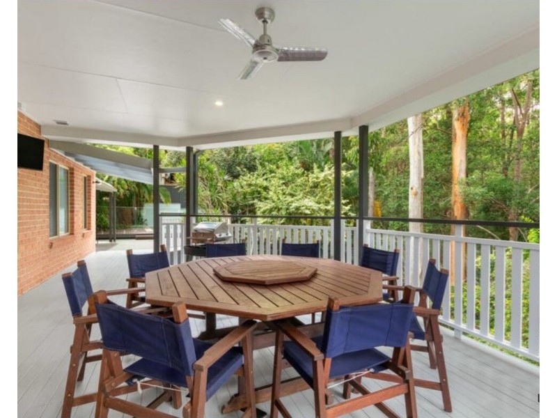 26 Forest Drive, Elanora QLD 4221